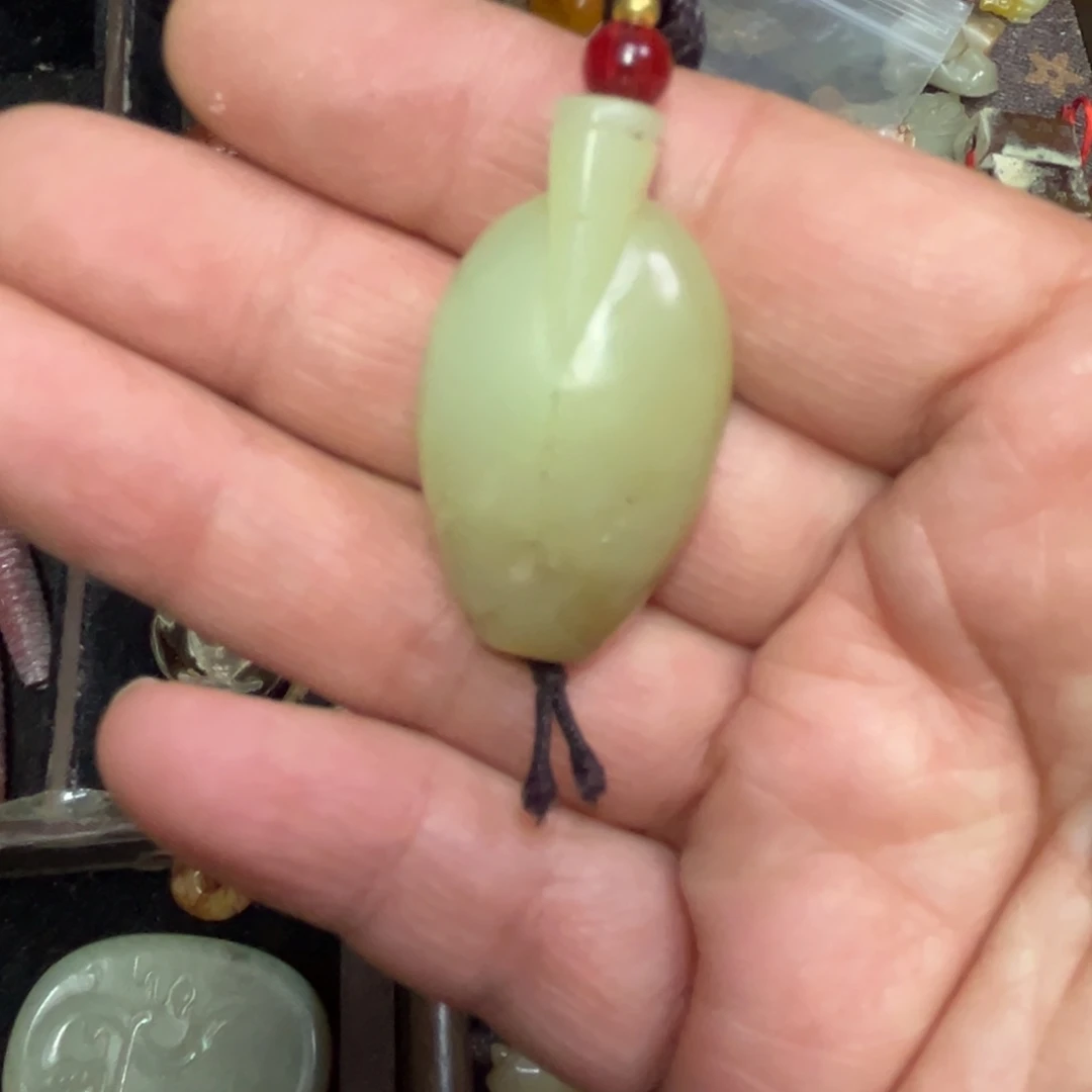 和田玉（糖玉）未镶嵌挂件