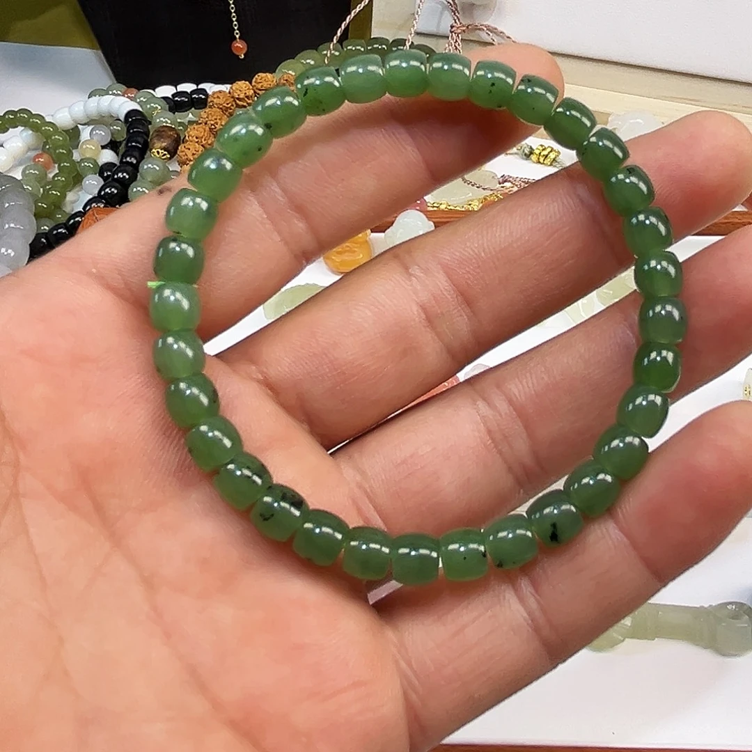 和田玉（碧玉）未镶嵌颈饰