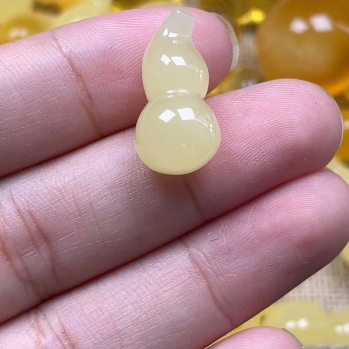 琥珀未镶嵌裸石蜜蜡葫芦