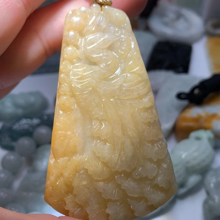 翡翠未镶嵌颈饰保真天然A货翡翠