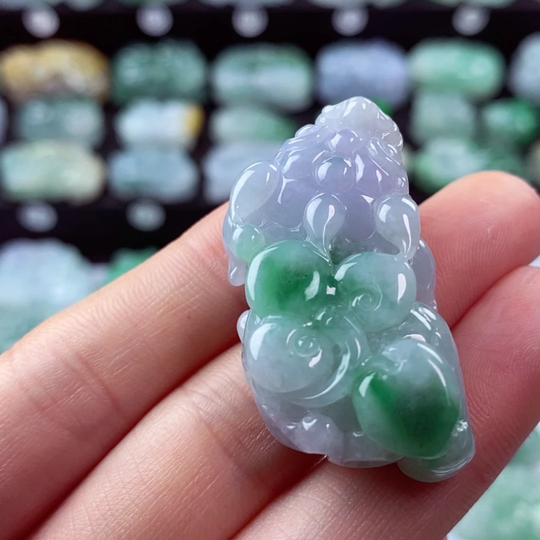 翡翠颈饰未镶嵌天然