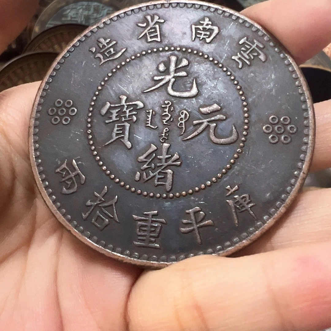 金属复古风格摆件