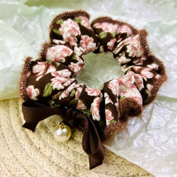 HC0028 小号裙边碎花秋冬发圈