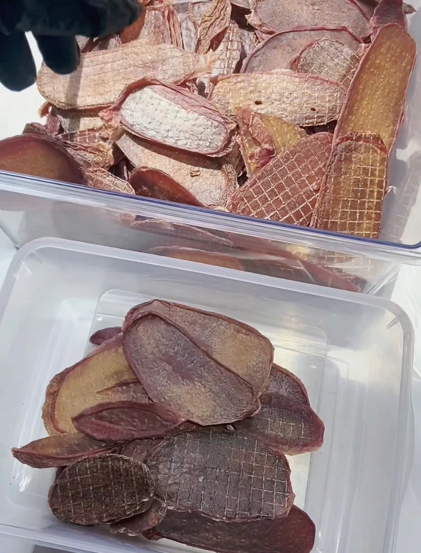 宠物手工零食烘干猪蛋蛋片