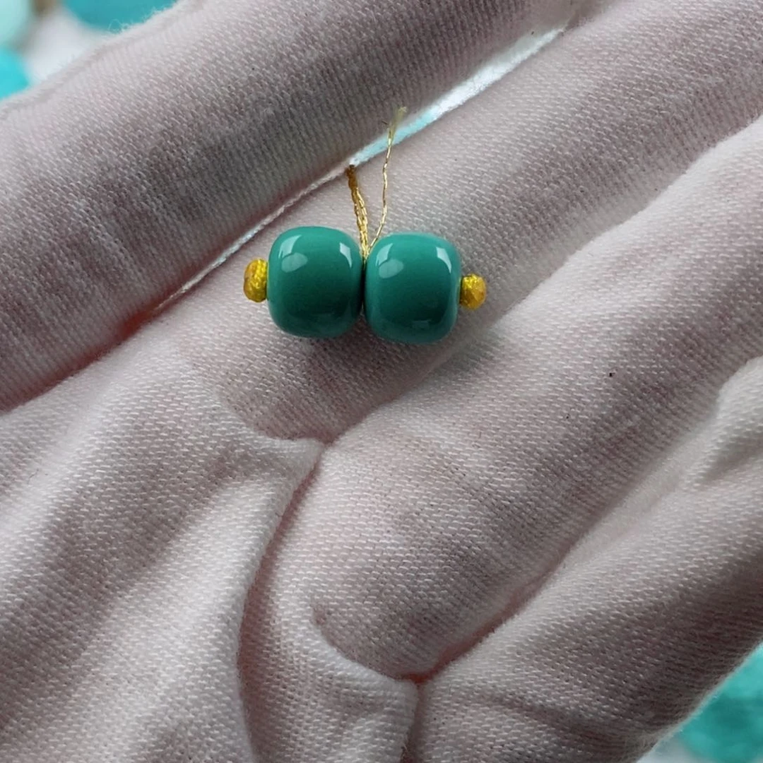 绿松石配饰未镶嵌