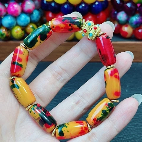 玛瑙未镶嵌手饰藏红花