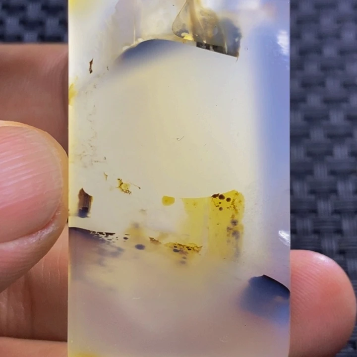 国***！玛瑙/玉髓未镶嵌颈饰