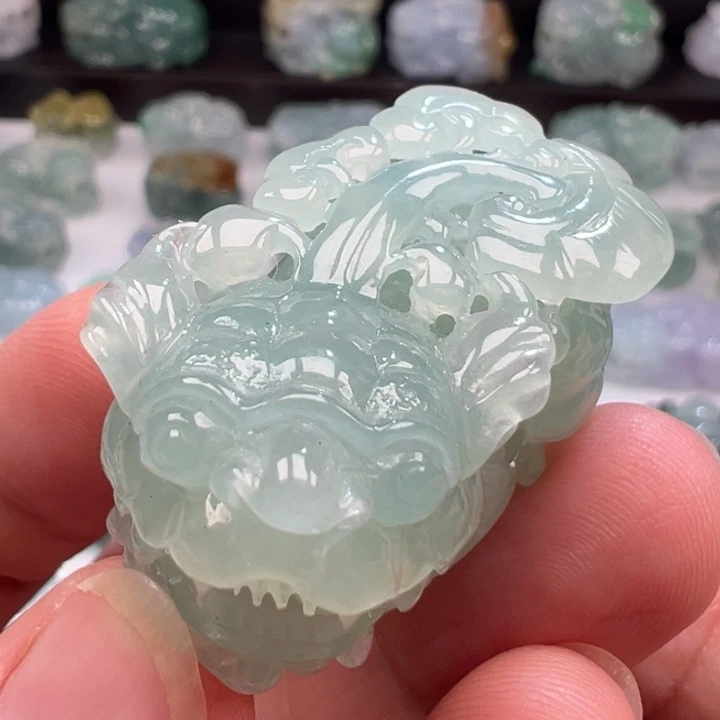 颈饰未镶嵌翡翠貔貅