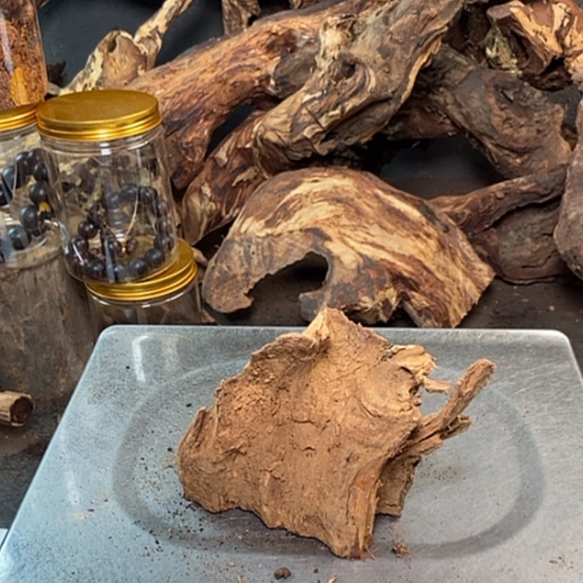 【闪购商品】黄花梨/降香黄檀大****腿