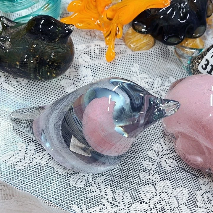 家悦琉璃花瓶摆件