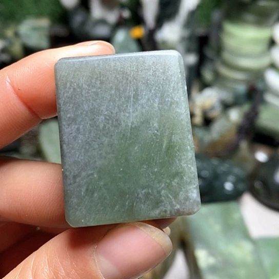 未镶嵌和田玉（糖玉）珠宝半成品