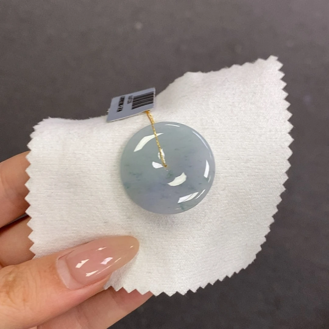 【闪购商品】翡翠未镶嵌颈饰平安扣