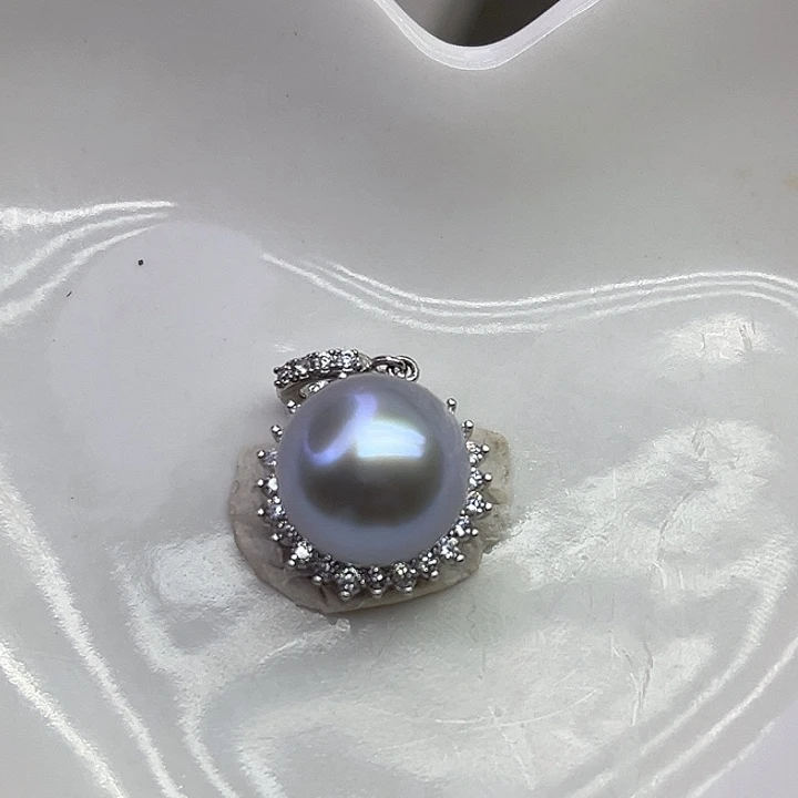淡水珍珠吊坠(赠链)未镶嵌