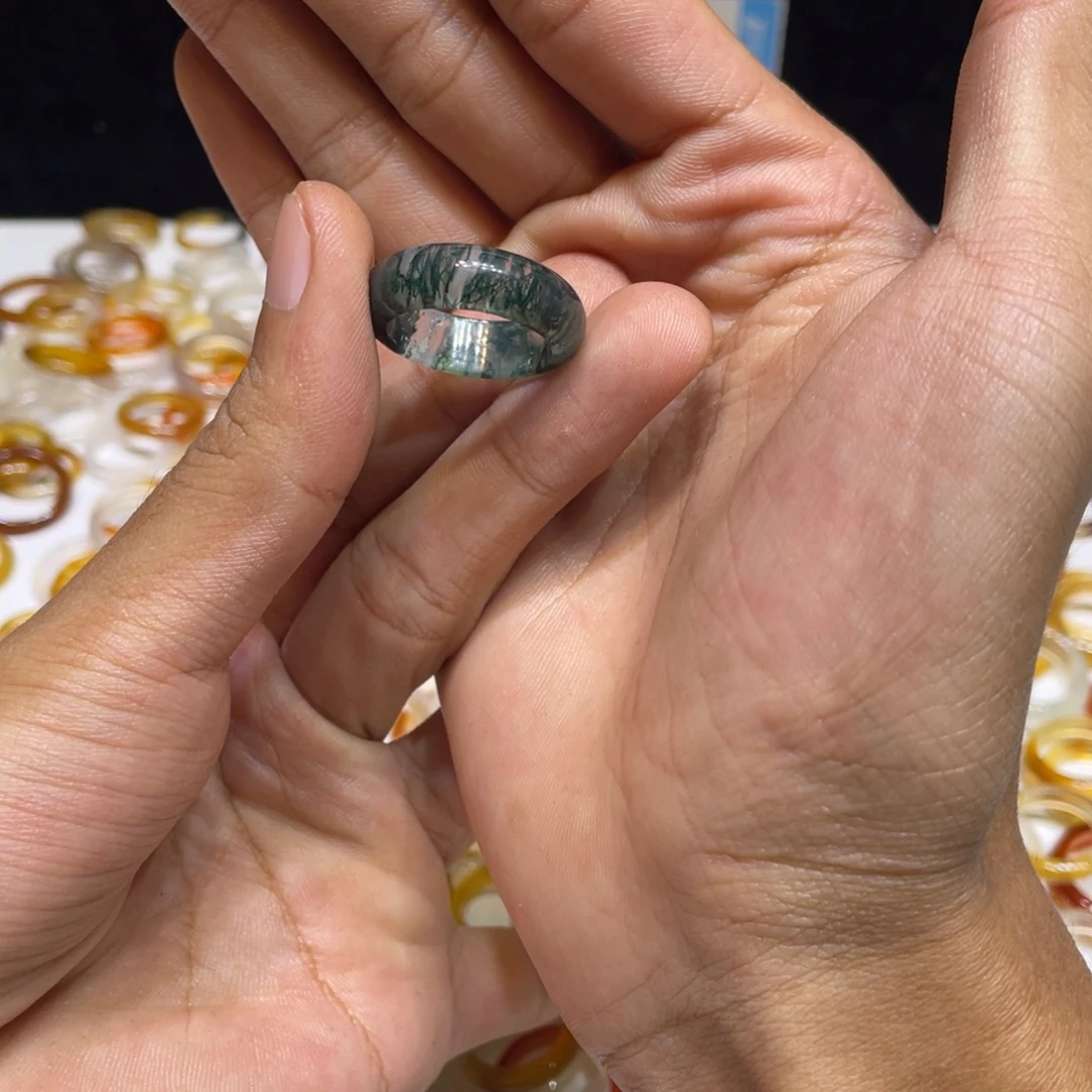 玛瑙/玉髓未镶嵌戒指296号港18 默认瑕疵