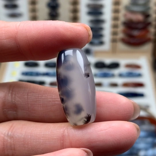 玛瑙/玉髓颈饰合金