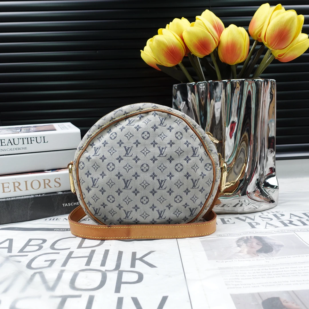 95新 LouisVuitton/路易威登 单肩包/T10328254