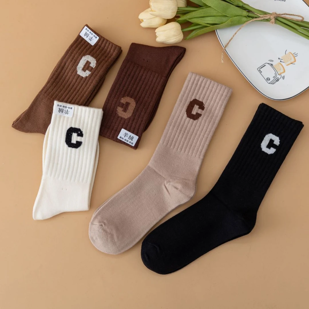 羊绒袜5双 袜子舒适中筒保暖潮流秋冬潮袜个性百搭