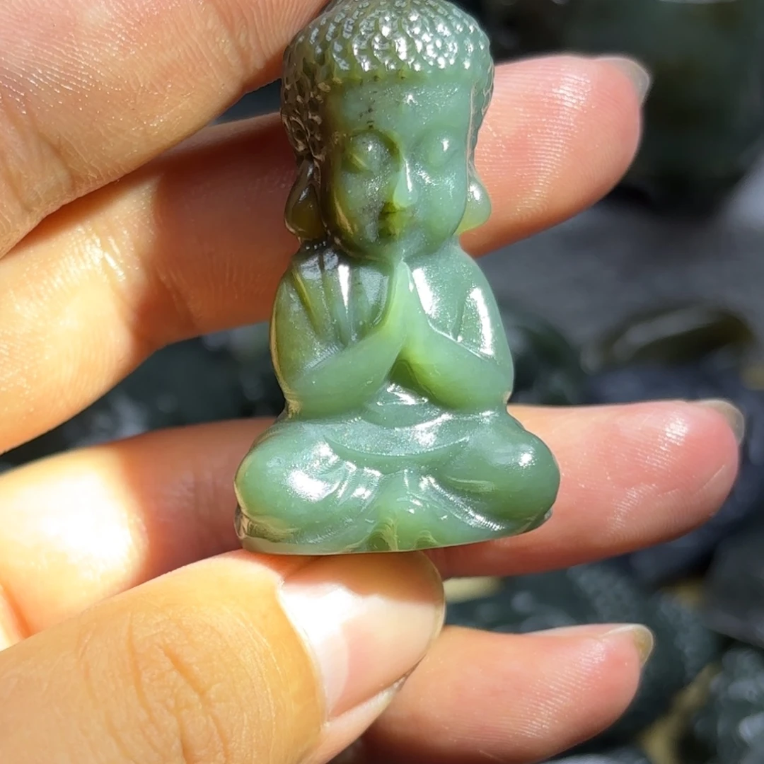 颈饰未镶嵌和田玉（糖玉）