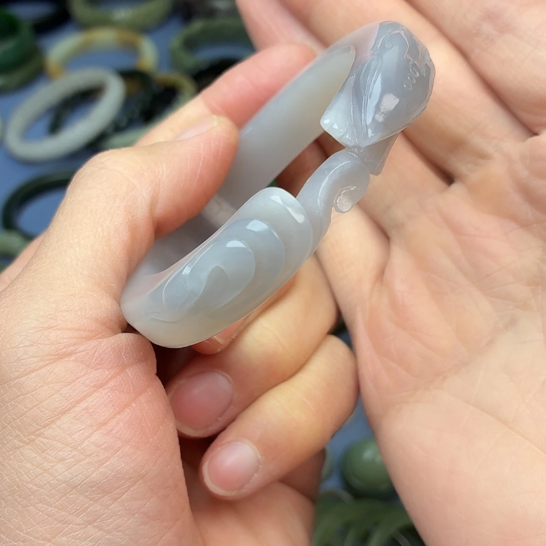 和田玉（青白玉）未镶嵌手镯003，圈口52.1mm 九尾狐镯