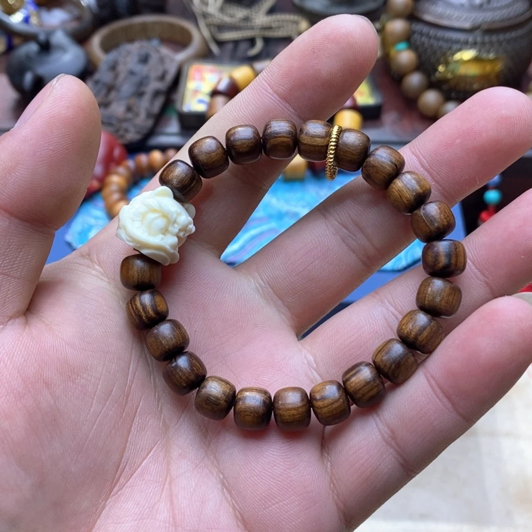 大叶紫檀（黑酸枝木类）