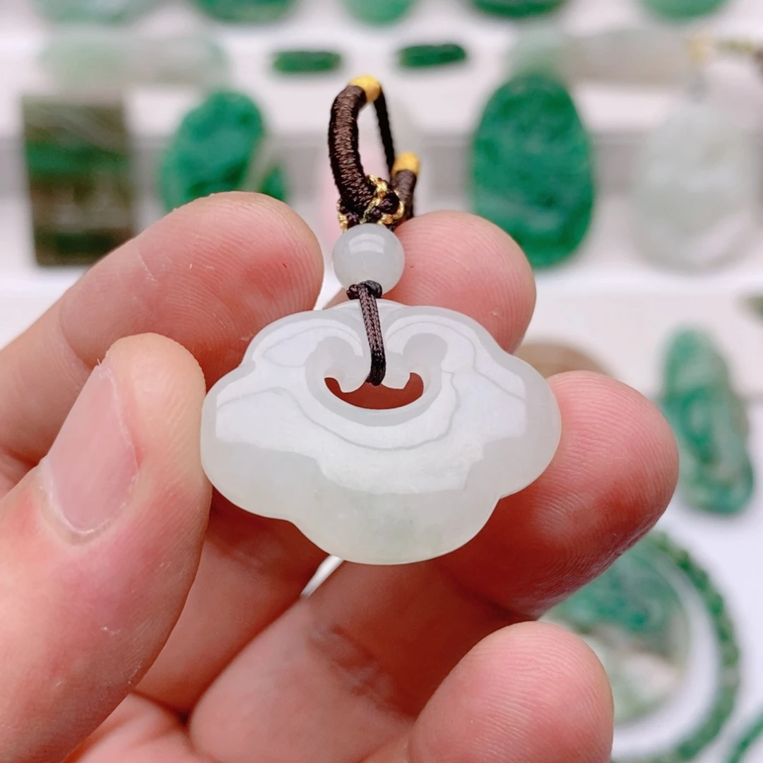 独山玉未镶嵌颈饰用****3