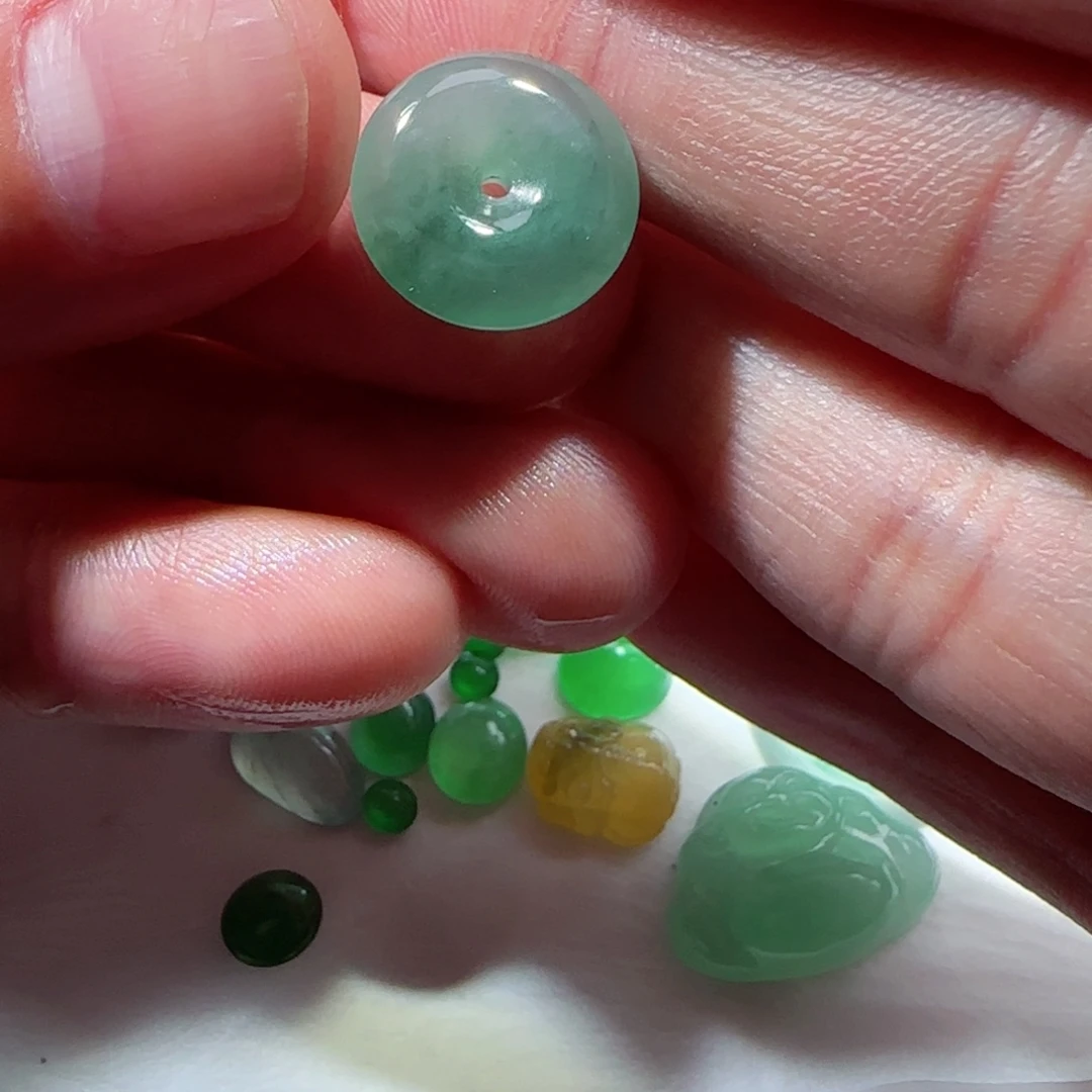 定制翡翠未镶嵌缅甸天然翡翠平安扣