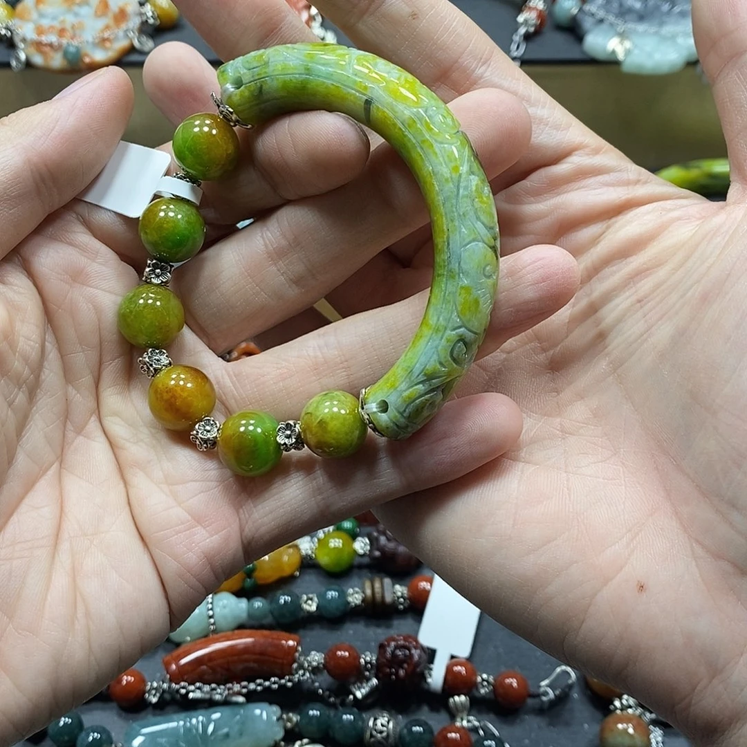 知***乐翡翠未镶嵌手链手链