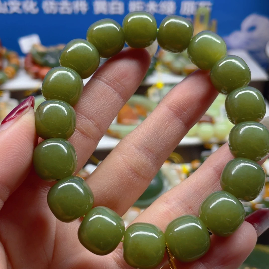 透闪石质玉未镶嵌手串