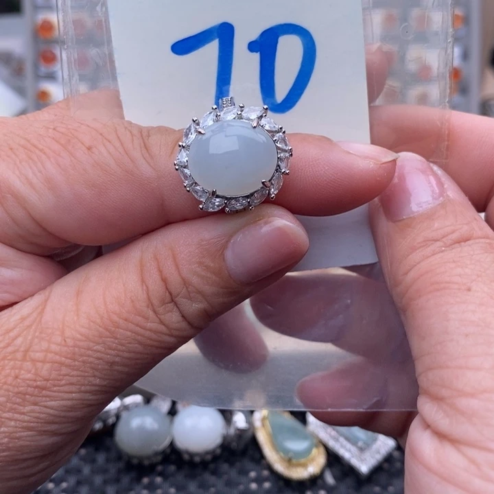 未镶嵌戒指翡翠缅甸