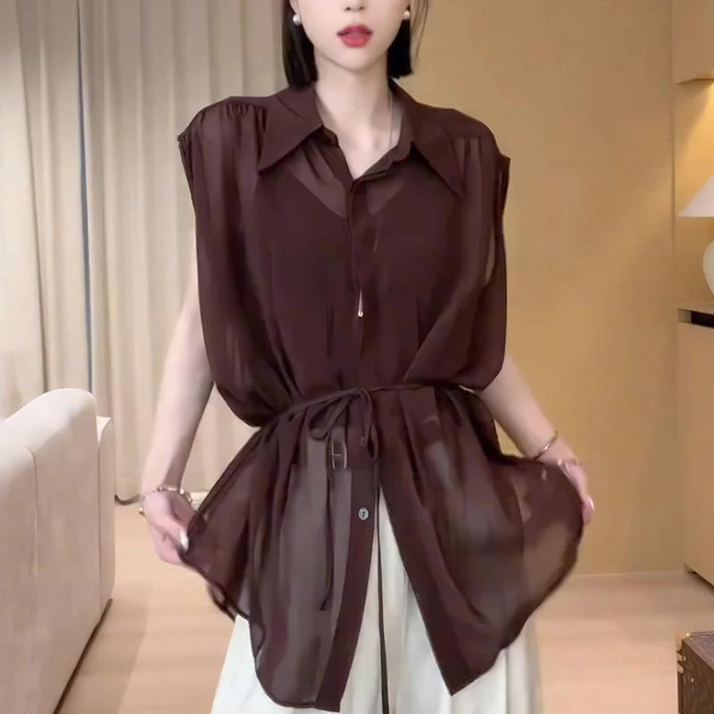 醉萍2025夏季新款法式设计感气质减龄薄款无袖衬衫女休闲通勤上衣