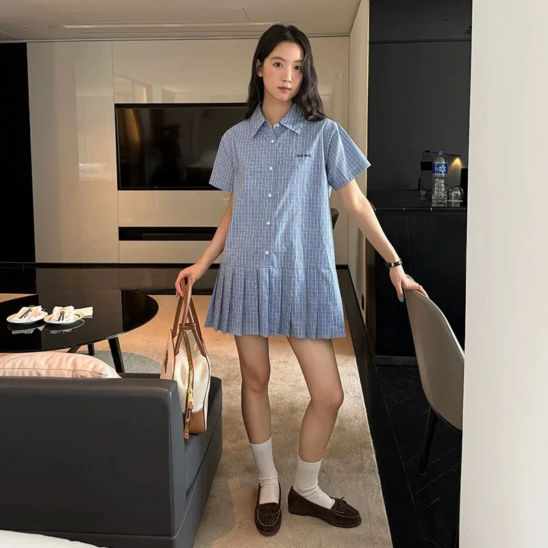 学院风miu系格纹百褶裙2025夏季新款减龄别致衬衫裙