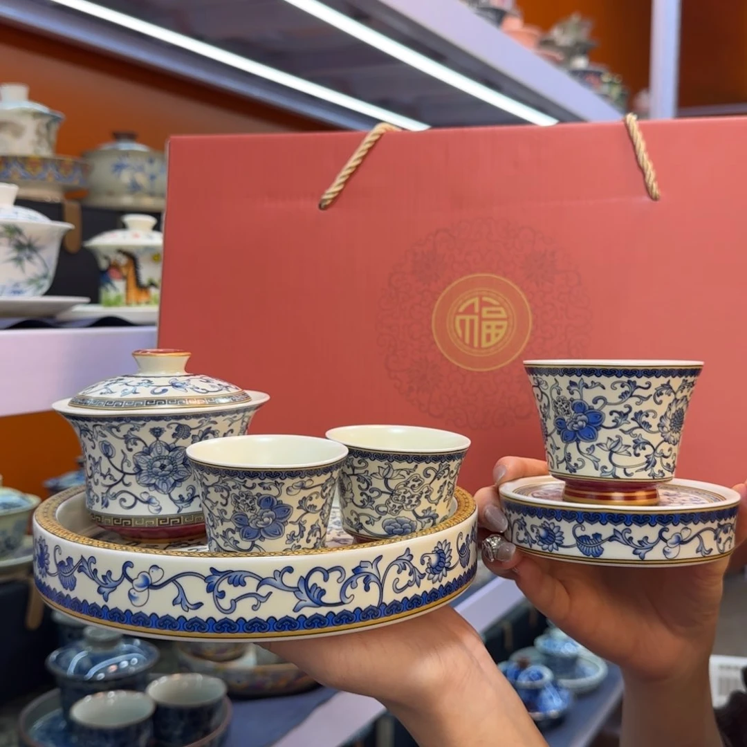 我在外面吃饭呢你在哪了我在