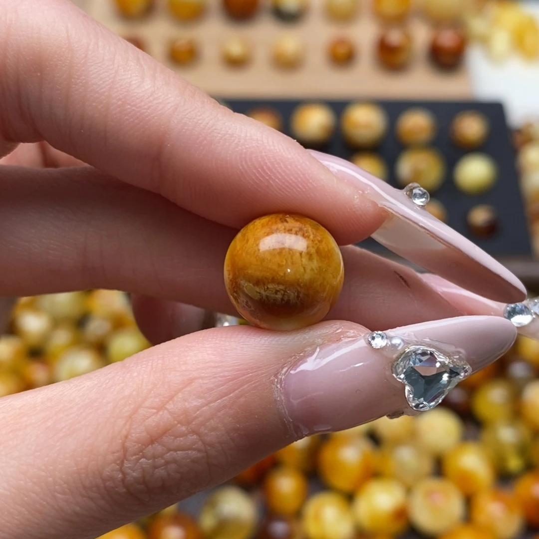 纯****蜜蜡未镶嵌裸石蜜蜡