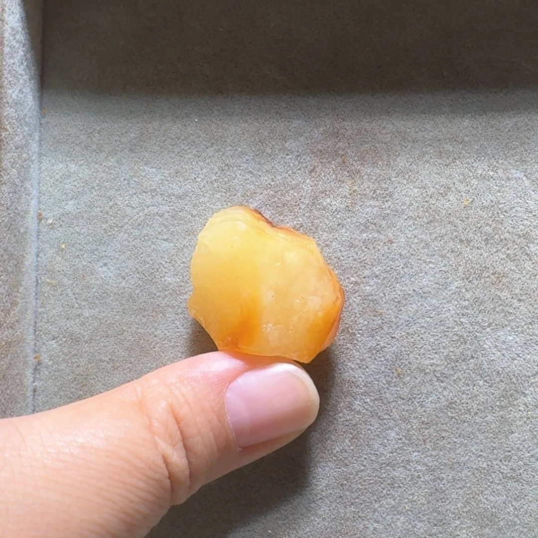 未镶嵌定制琥珀定制
