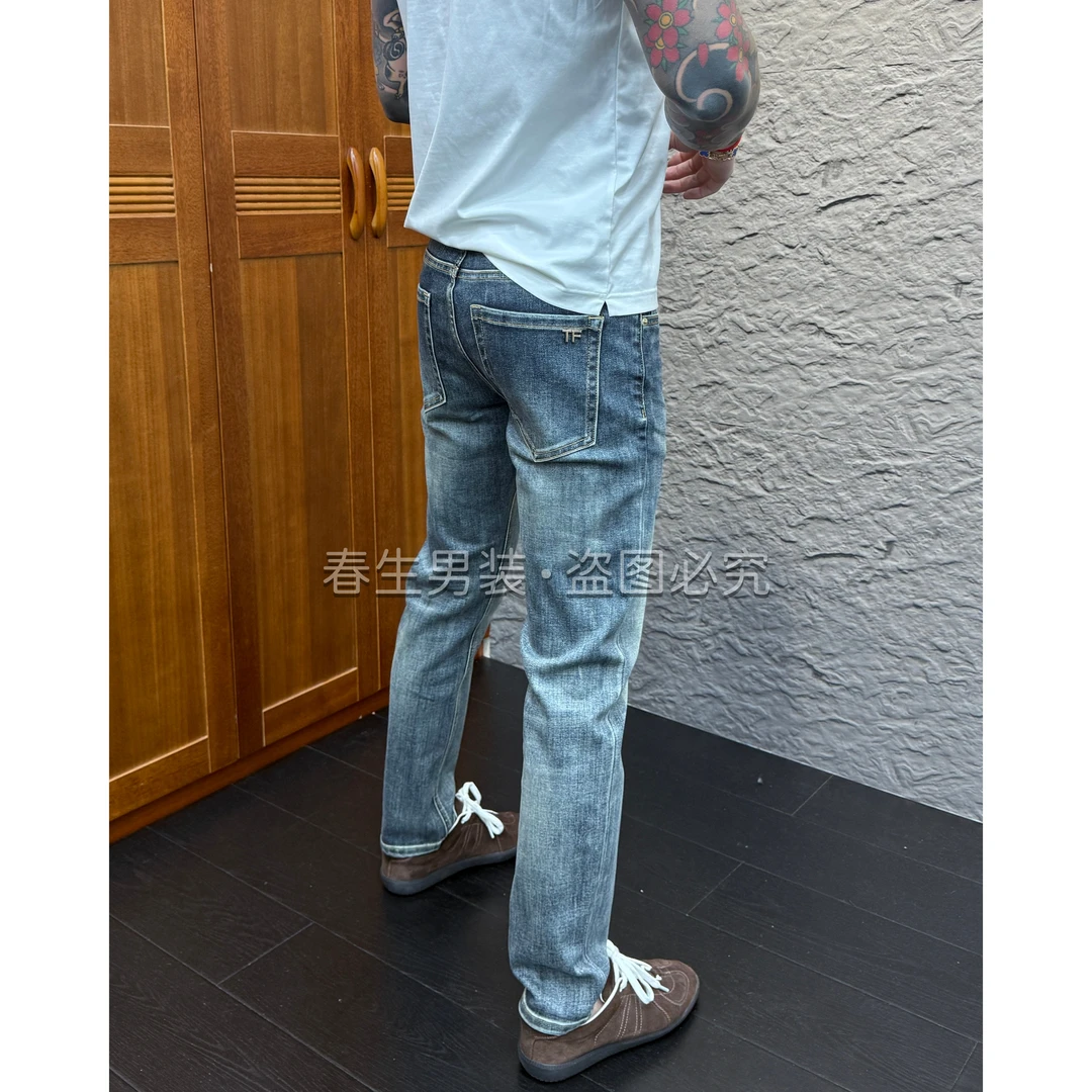 2025秋冬新品高品质男士修身小脚纯色净版牛仔裤5708