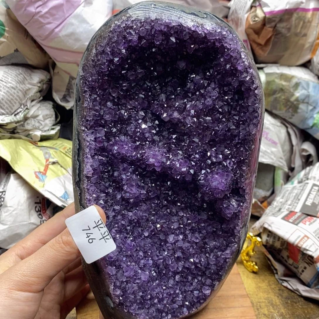 紫晶乌拉圭未镶嵌