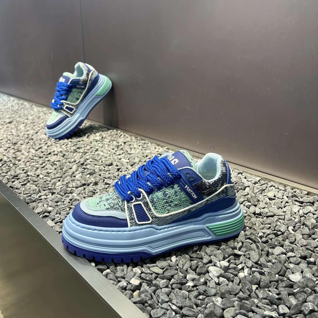 2025新款透气时尚男士百搭增高拼色低帮透气韩版潮流运动休闲板鞋