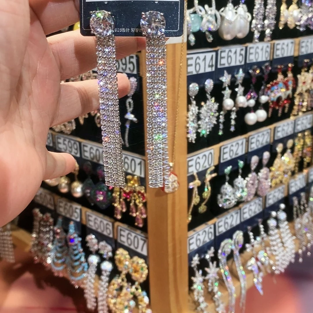 【闪购商品】纯铜925银锆石资*