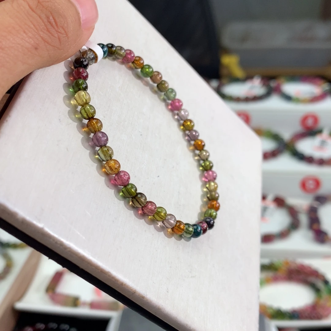 未镶嵌手链碧玺     4mm。