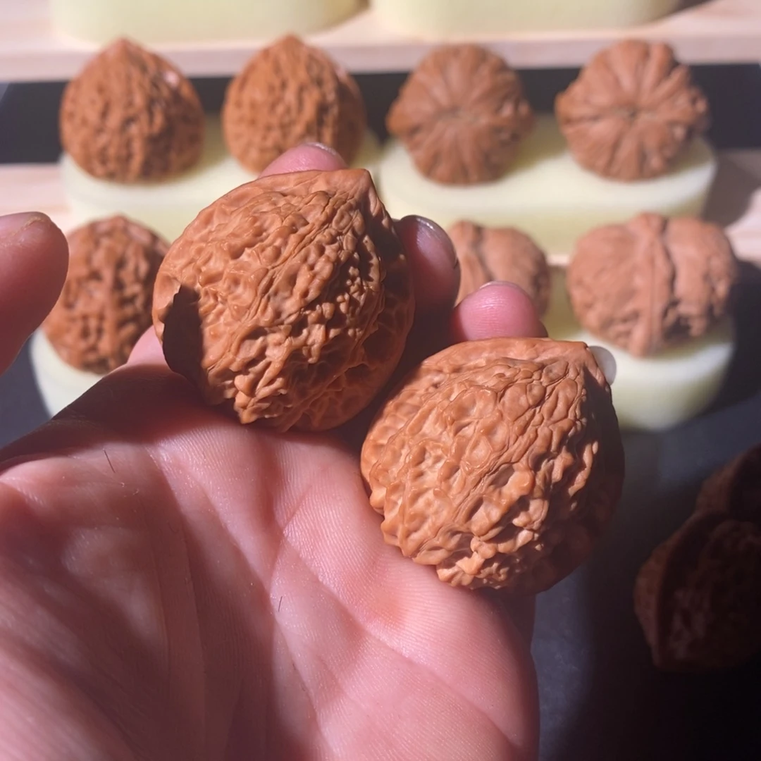 文玩核桃吊坠35全品金牛