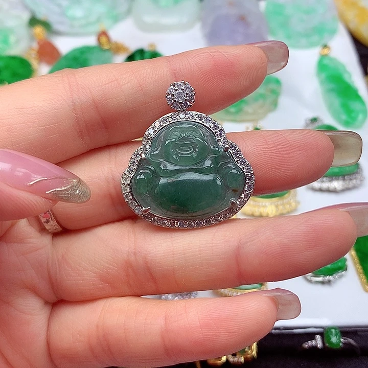 翡翠未镶嵌颈饰翡翠