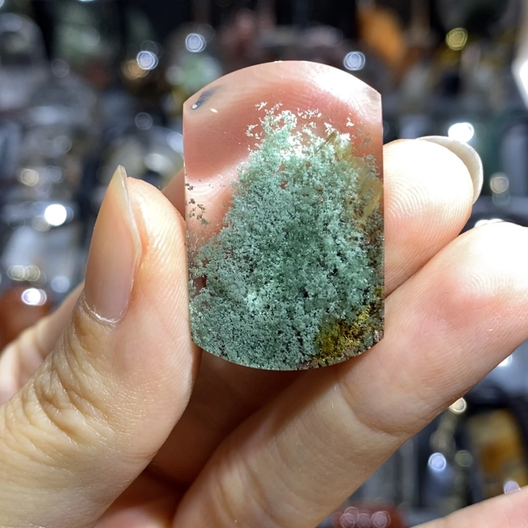 红***酒颈饰未镶嵌水晶水晶