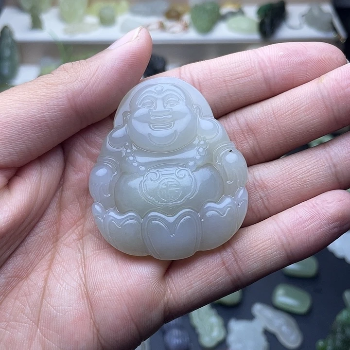 和田玉（糖玉）未镶嵌颈饰