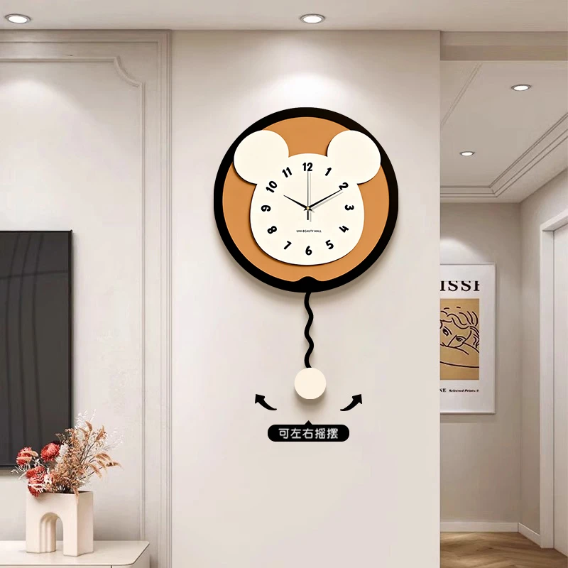 卡通米奇造型挂钟客厅装饰钟表创意家用挂墙时钟2025新款摇摆挂表