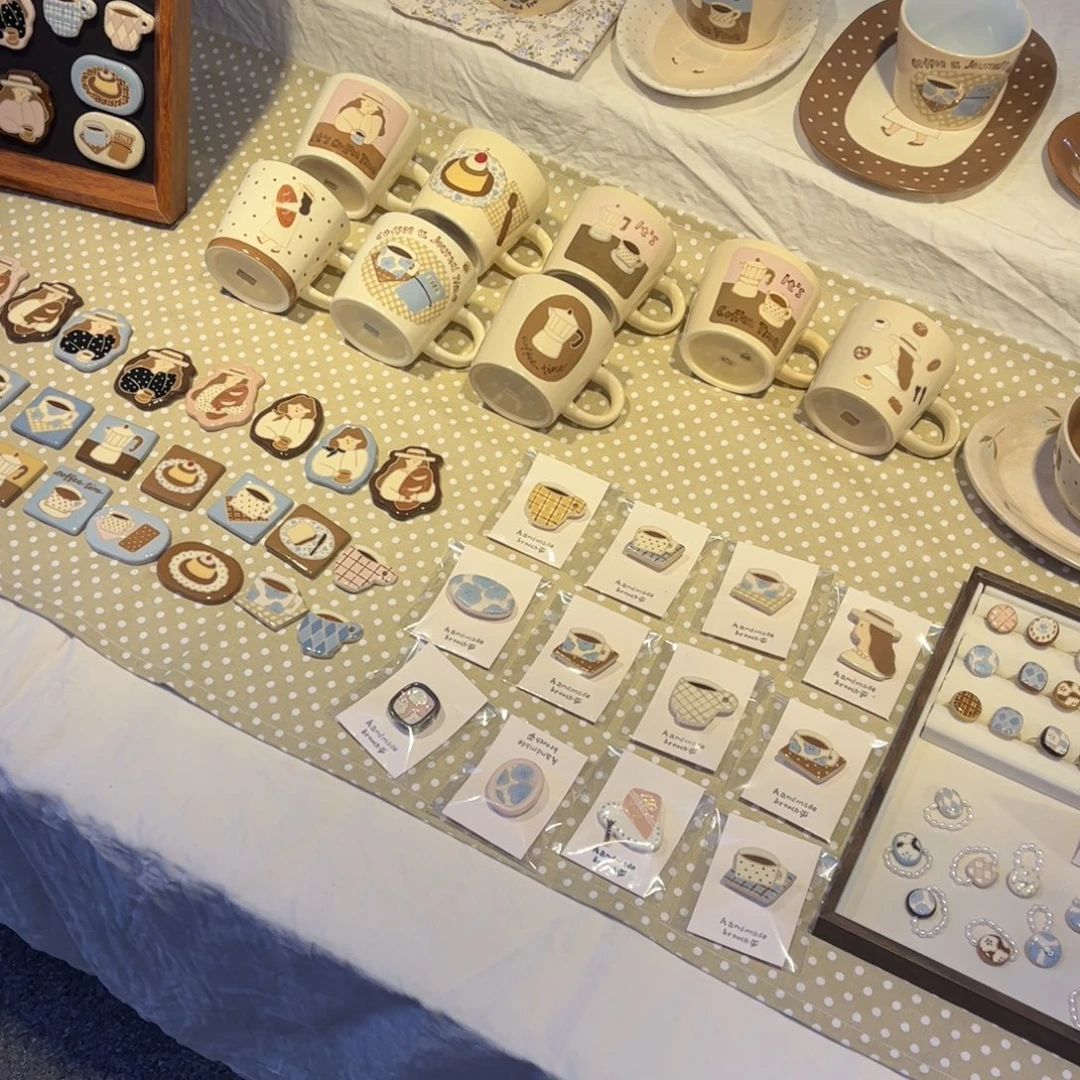 瓷片8815一起逛集市啦