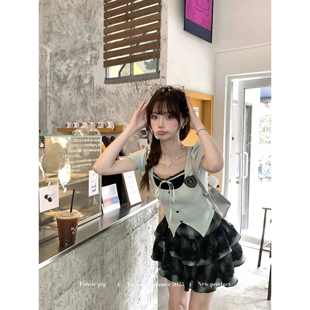 【黑巧薄荷】 学院风a字蛋糕短裙子套装女夏假两件泡泡袖上衣套装