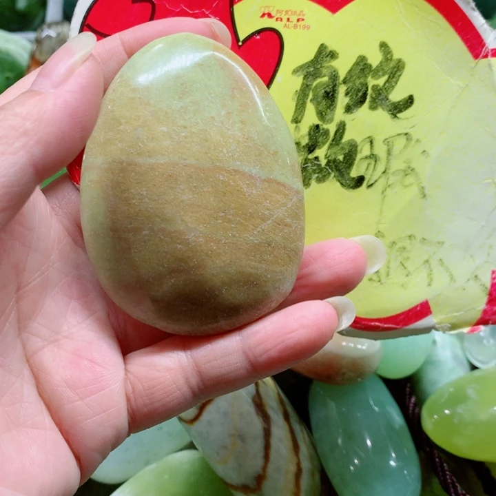 蛇纹石玉未镶嵌手把件