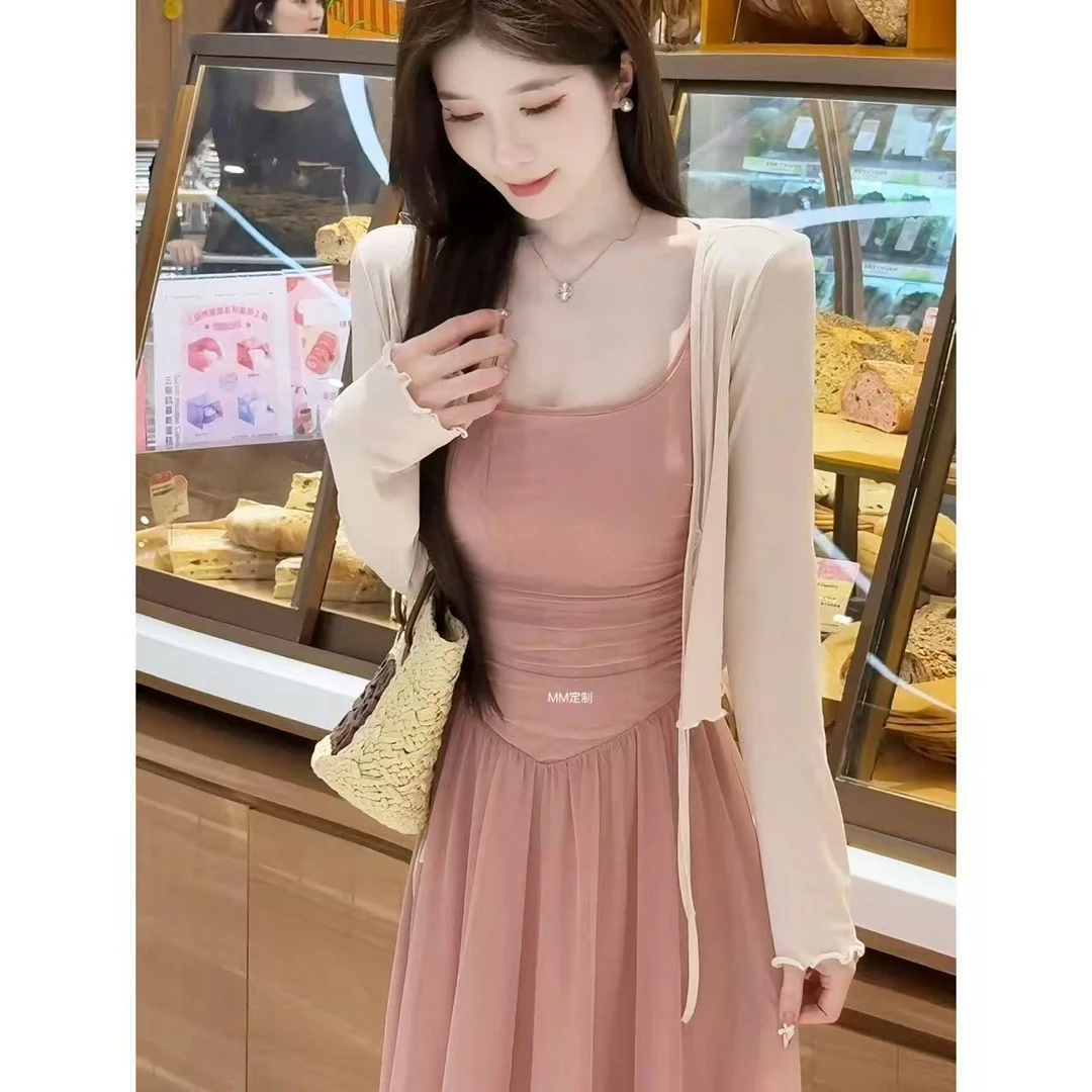 【曼塔玫瑰】2025新款温柔气质风修身薄款开衫外套A368