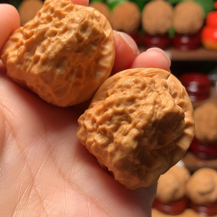 吊坠桃核至尊蟾王41尺寸