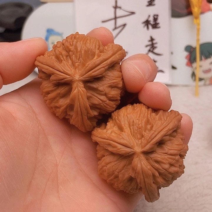 吊坠文玩核桃躬**绪三棱